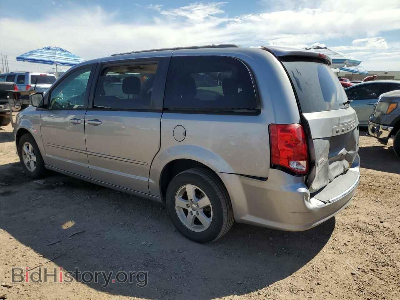 2013 DODGE CARAVAN - VIN: 2C4RDGCG3DR576223 - Фото 2