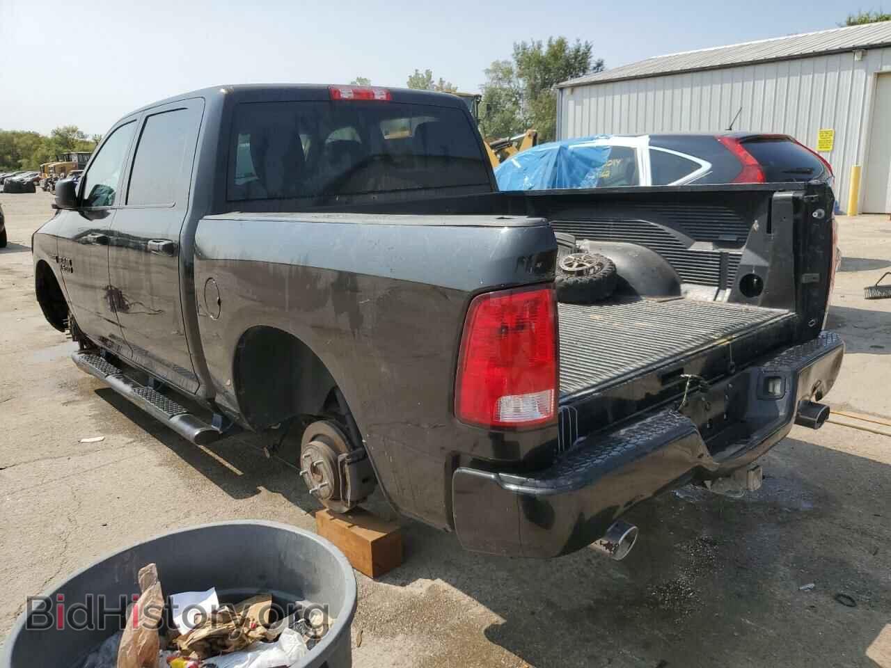 2017 RAM 1500 - VIN: 3C6RR6KTXHG573302 - Фото 2
