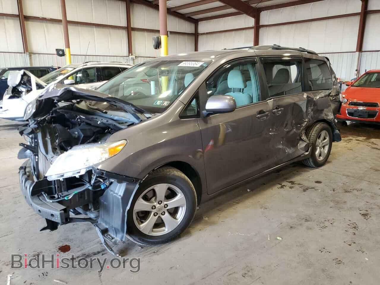 Photo 5TDKK3DC4BS171018 - TOYOTA All Models 2011