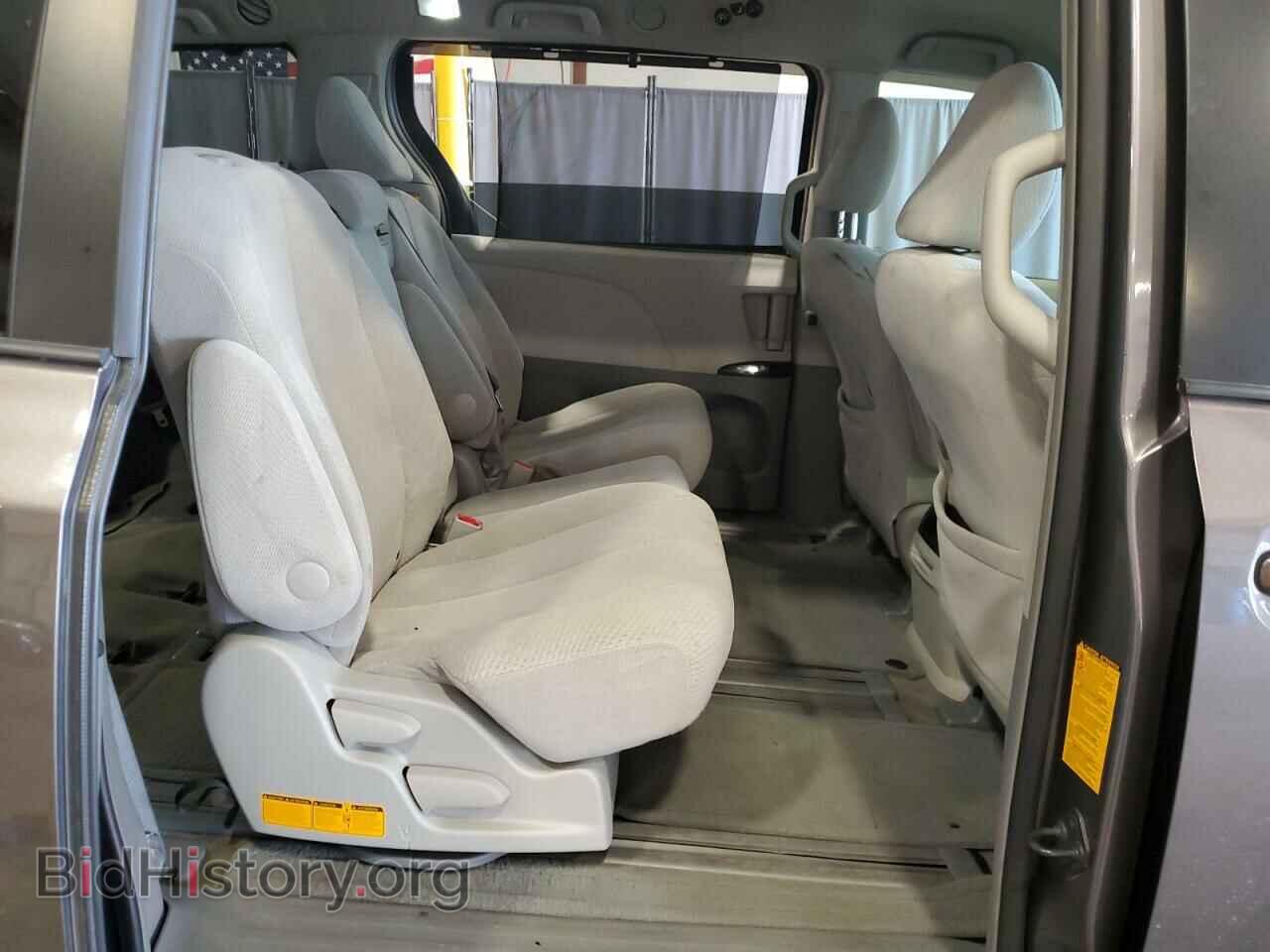 2011 TOYOTA All Models - VIN: 5TDKK3DC4BS171018 - Фото 11
