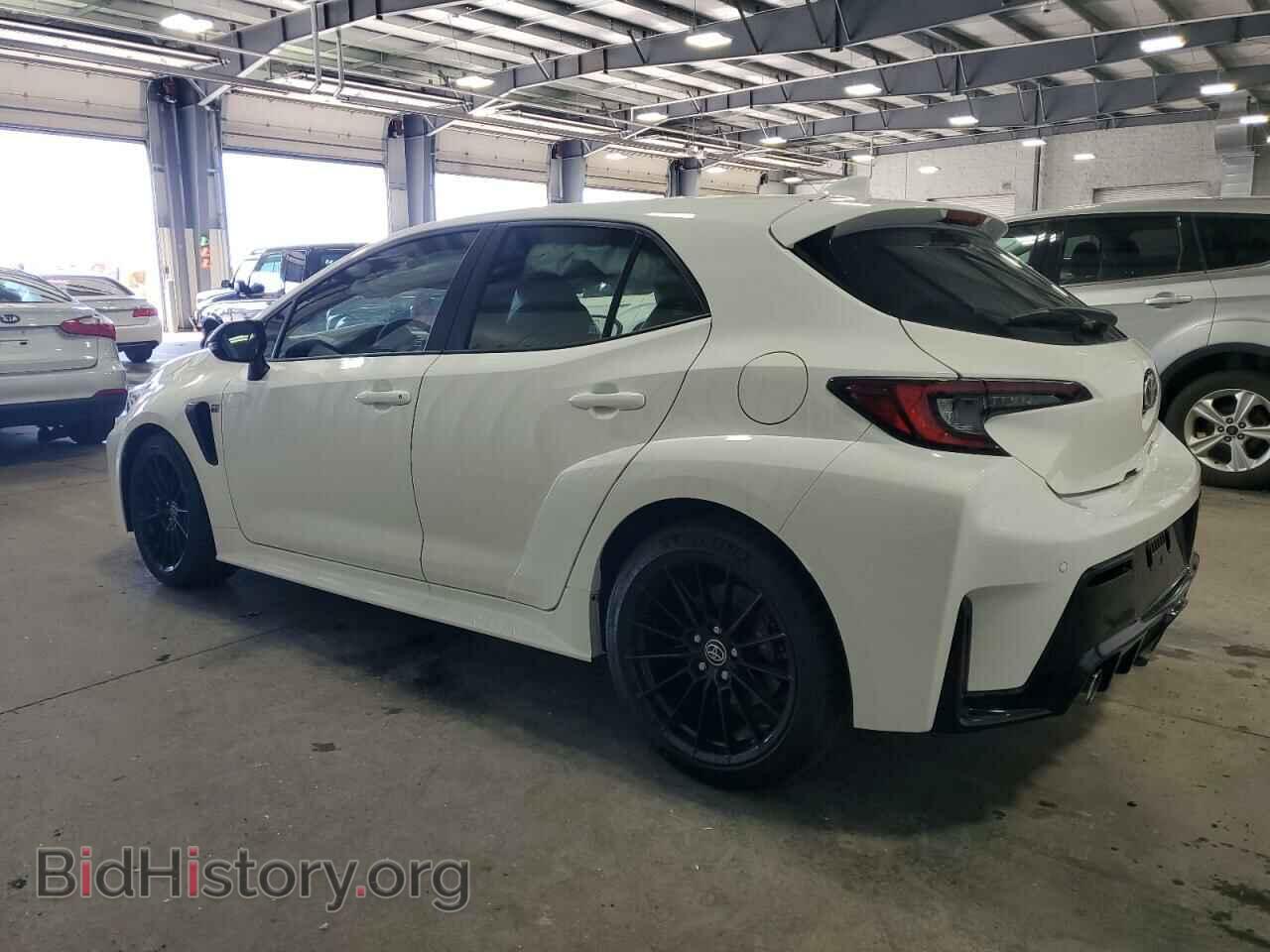 2024 TOYOTA GR COROLLA - VIN: JTNABAAEXRA008883 - Фото 2