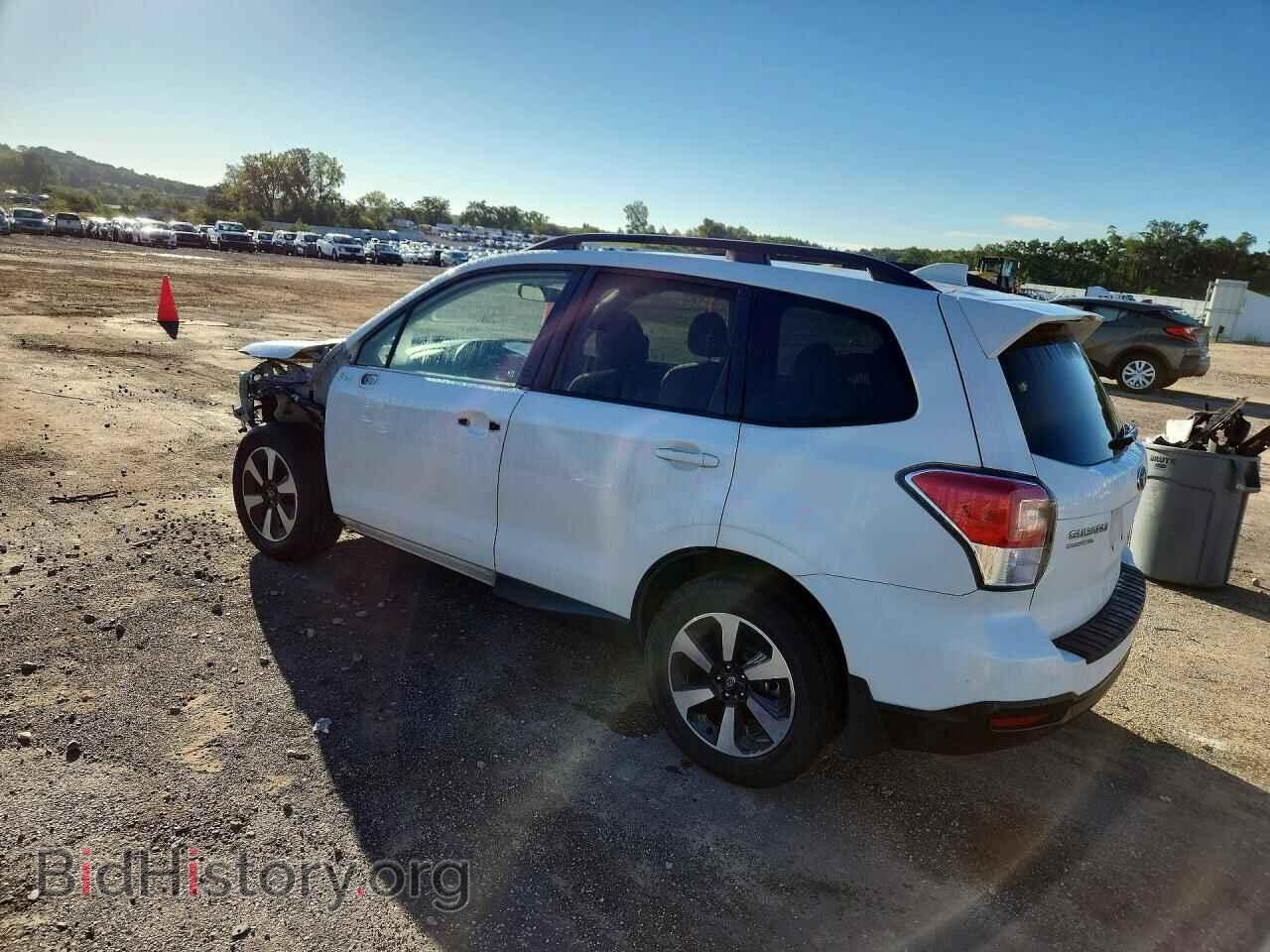 2017 SUBARU FORESTER - VIN: JF2SJAECXHH489634 - Фото 2