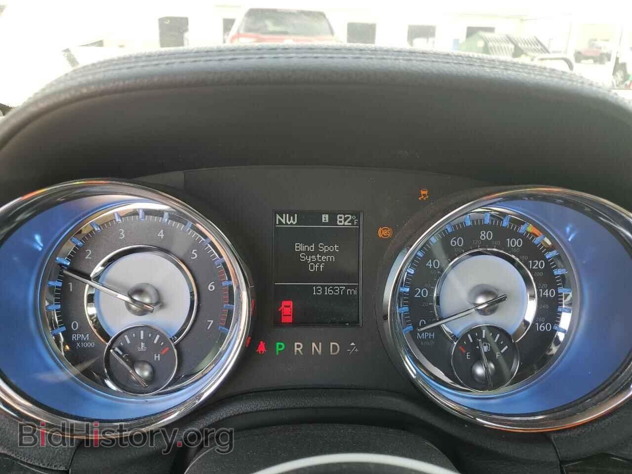 2011 CHRYSLER 300 - VIN: 2C3CA6CT3BH529285 - Фото 9