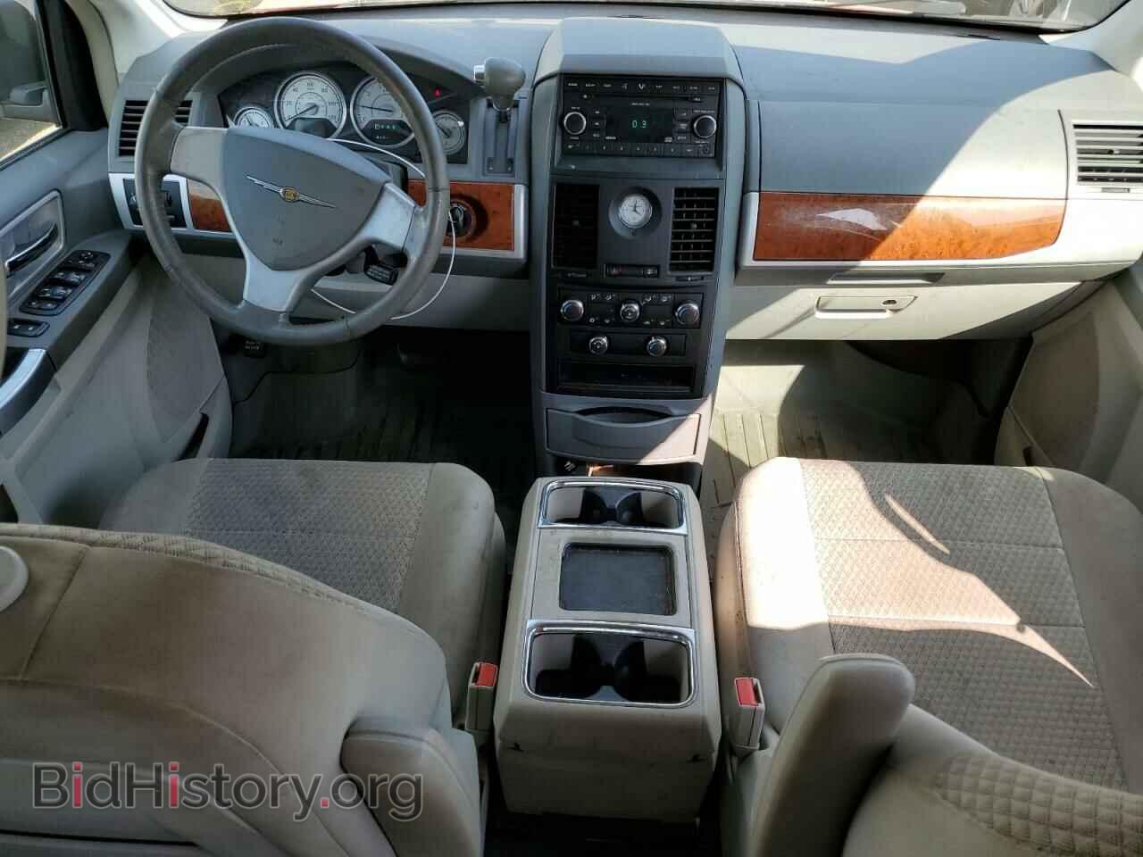 2008 CHRYSLER MINIVAN - VIN: 2A8HR54P08R691585 - Фото 8