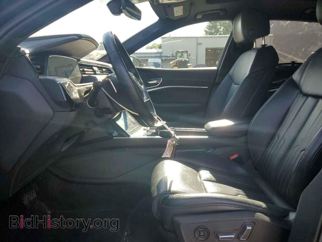 2019 AUDI E-TRON - VIN: WA1VAAGE7KB008138 - Фото 7
