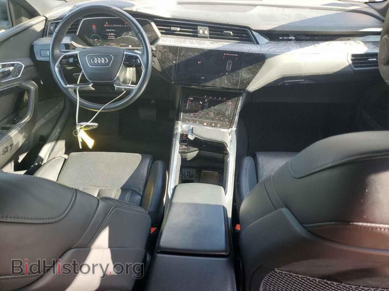 2019 AUDI E-TRON - VIN: WA1VAAGE7KB008138 - Фото 8