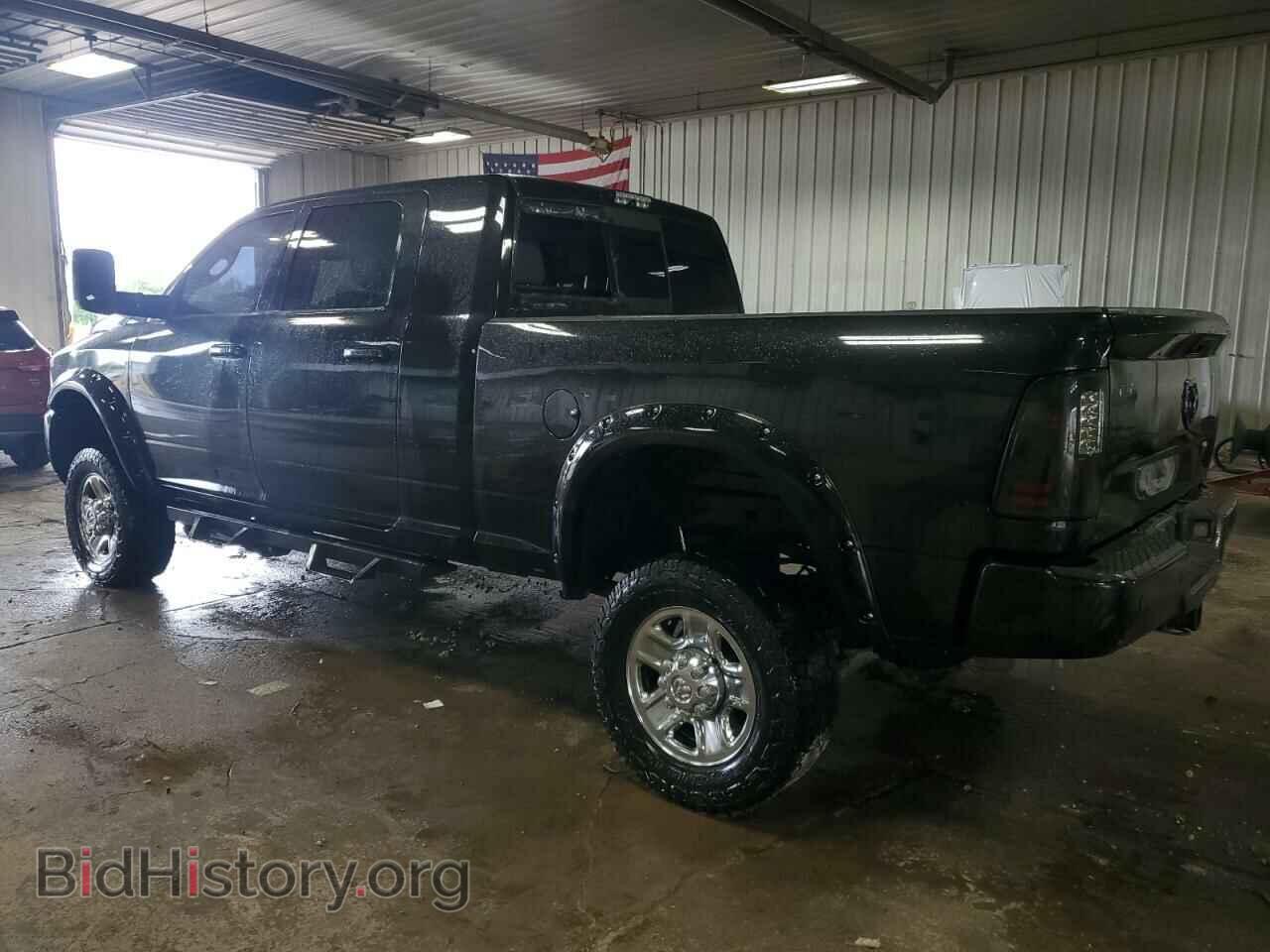 2016 RAM All Models - VIN: 3C6UR5ML1GG123635 - Photo 2