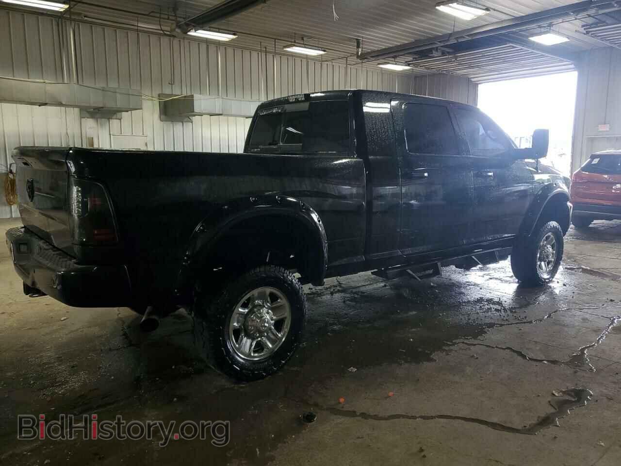 2016 RAM All Models - VIN: 3C6UR5ML1GG123635 - Photo 3