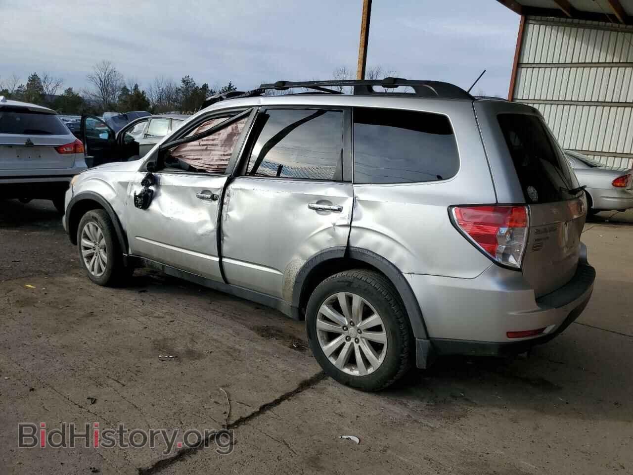 2011 SUBARU FORESTER - VIN: JF2SHAECXBH781027 - Фото 2