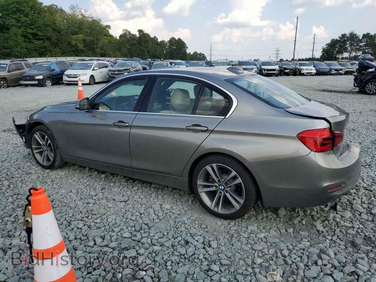 2018 BMW 3 SERIES - VIN: WBA8B9G57JNU99318 - Фото 2