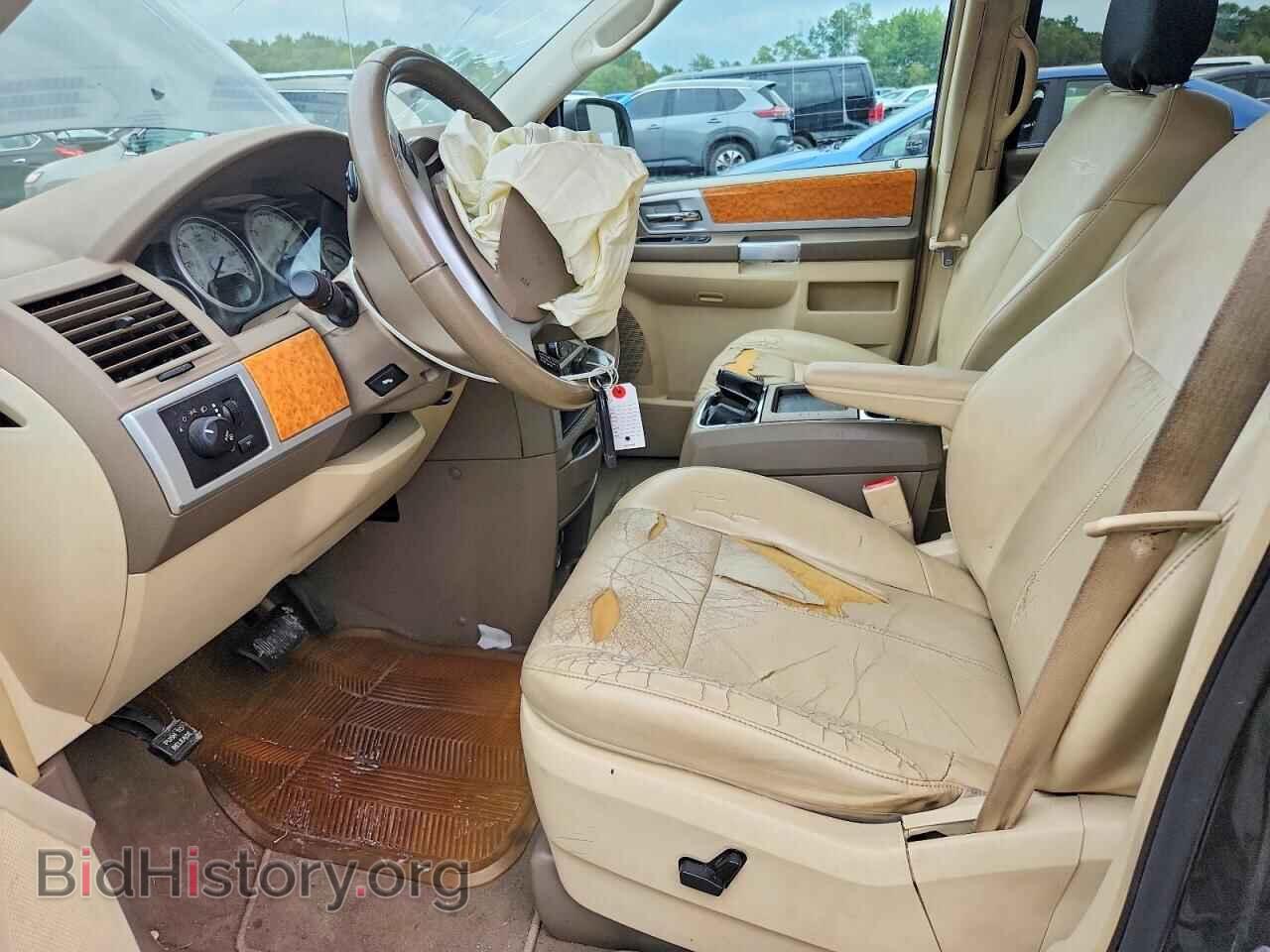 2010 CHRYSLER MINIVAN - VIN: 2A4RR7DX0AR399328 - Photo 7