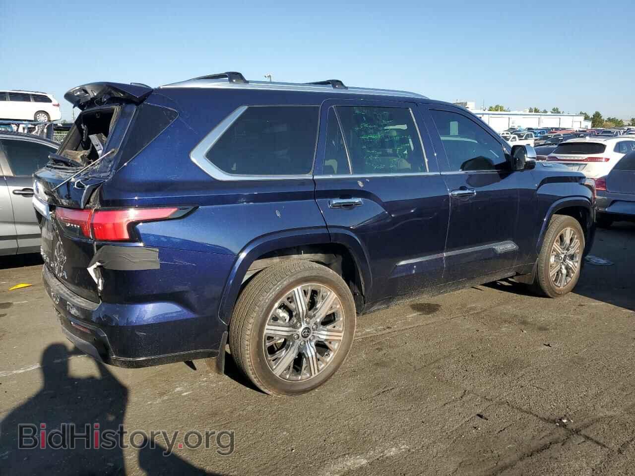 2024 TOYOTA SEQUOIA - VIN: 7SVAAABA2RX021973 - Фото 3