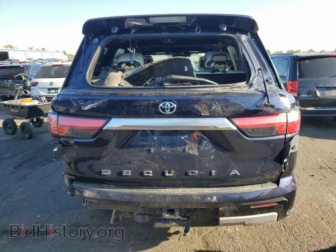 2024 TOYOTA SEQUOIA - VIN: 7SVAAABA2RX021973 - Фото 6