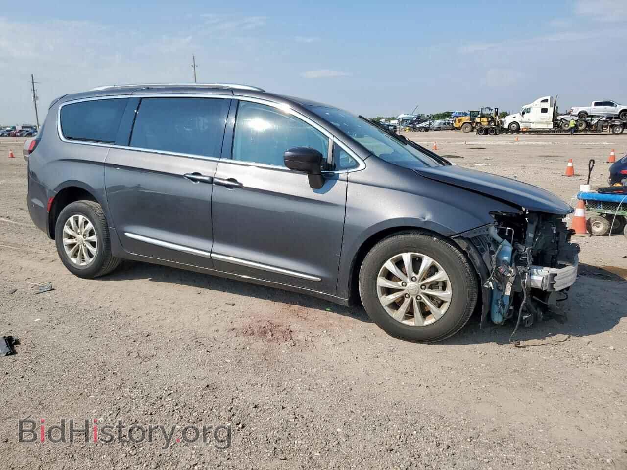 2019 CHRYSLER PACIFICA - VIN: 2C4RC1BG1KR588191 - Фото 4