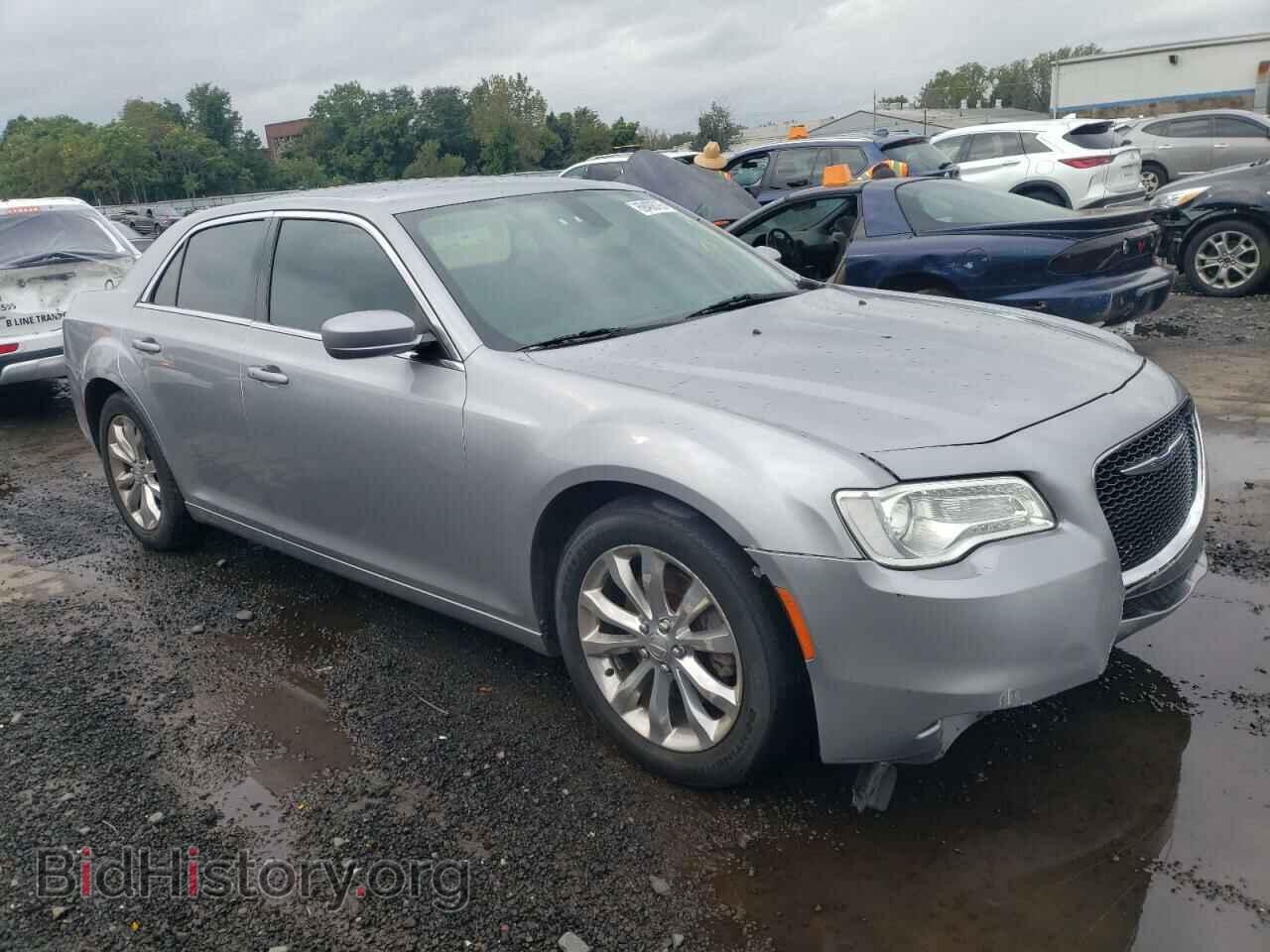 2017 CHRYSLER 300 - VIN: 2C3CCARG6HH586127 - Фото 4