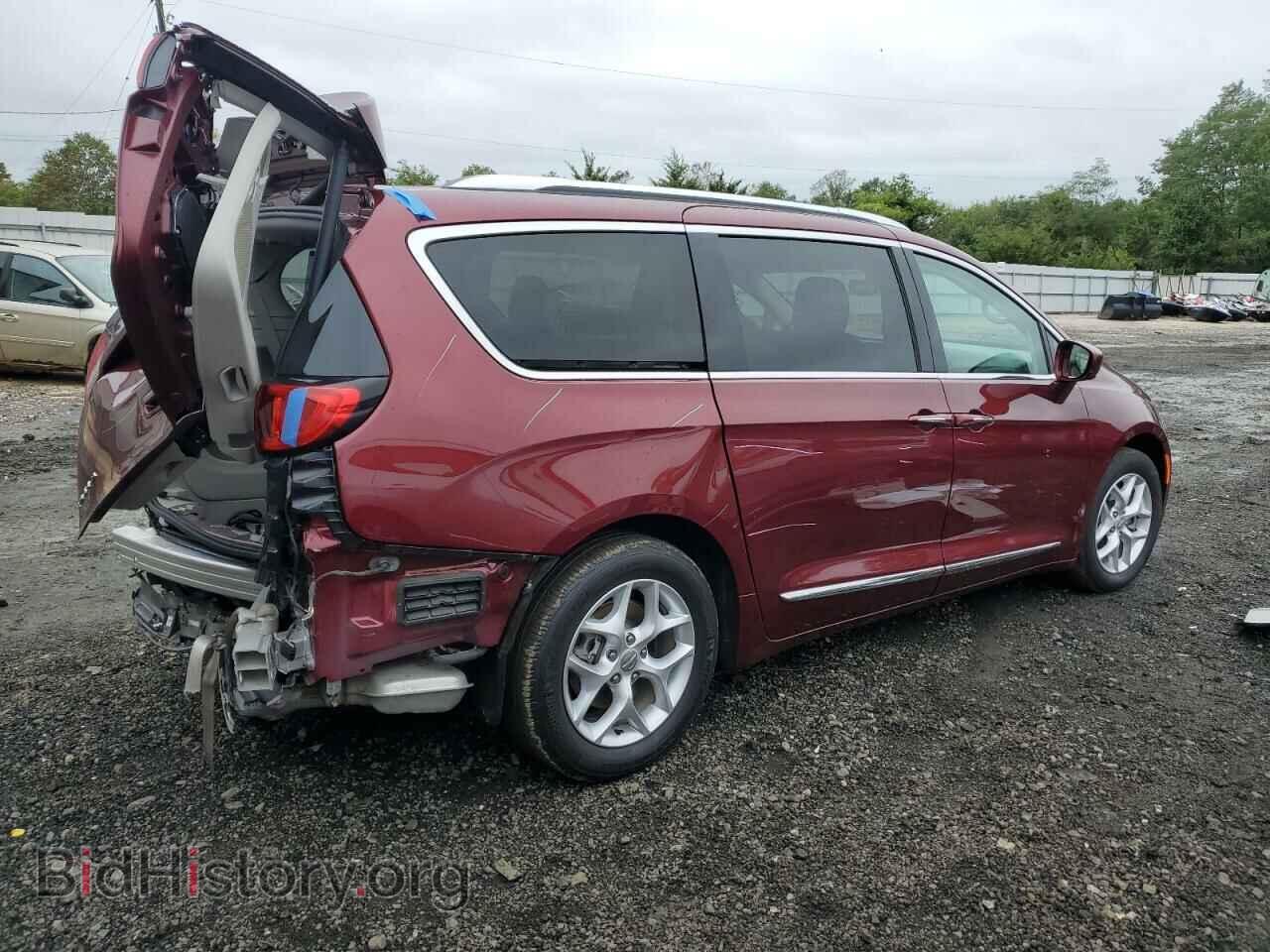 2018 CHRYSLER PACIFICA - VIN: 2C4RC1EG6JR121858 - Фото 3