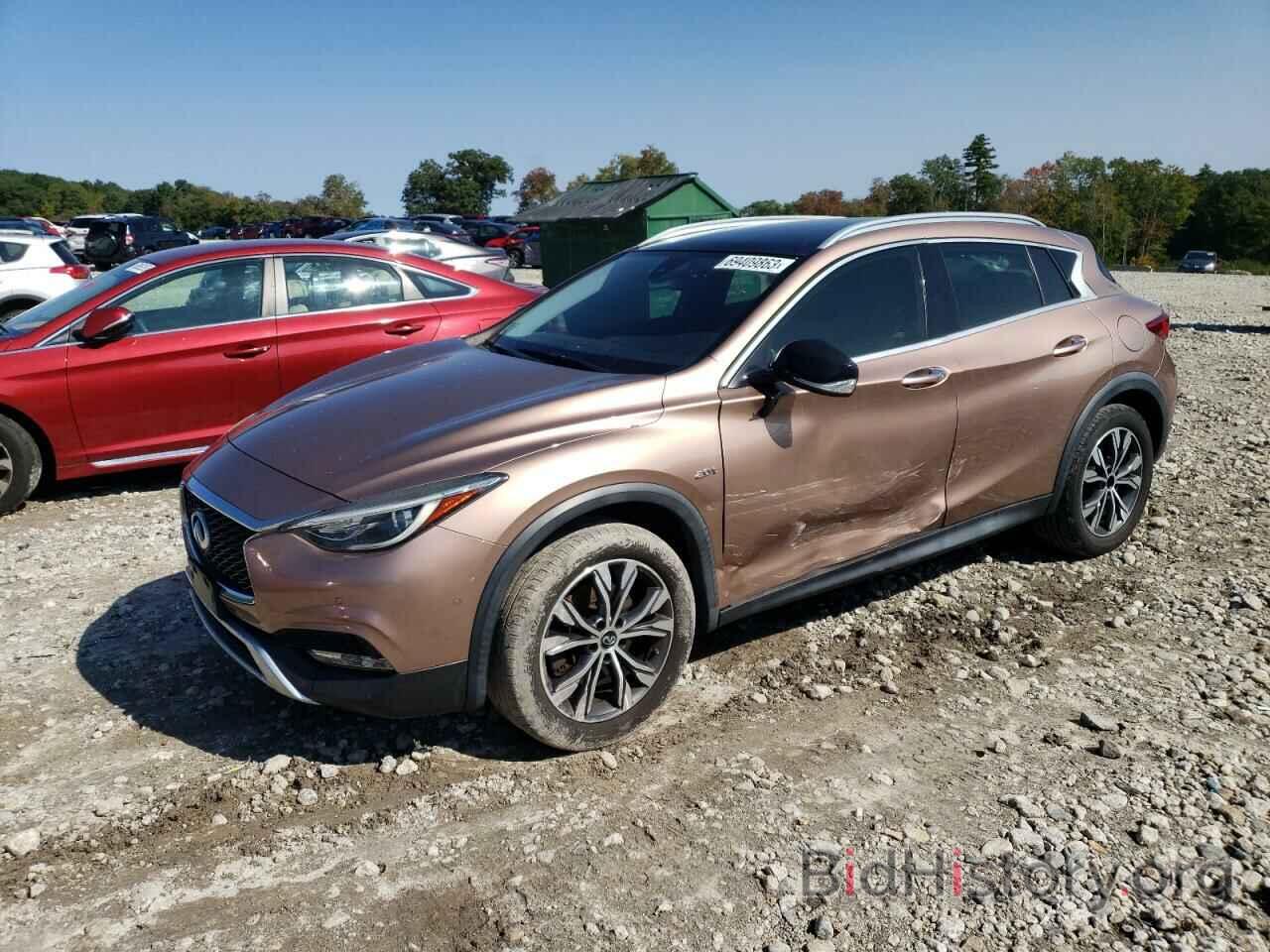 Фотография SJKCH5CR1HA024520 - INFINITI QX30 2017