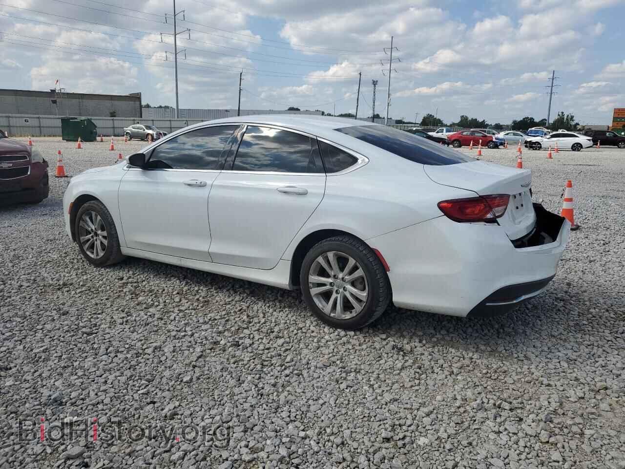 2015 CHRYSLER 200 - VIN: 1C3CCCAB1FN742462 - Фото 2