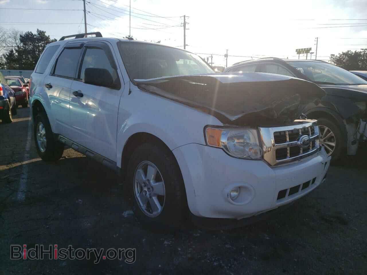 Фотография 1FMCU0DG8BKA57560 - FORD ESCAPE 2011