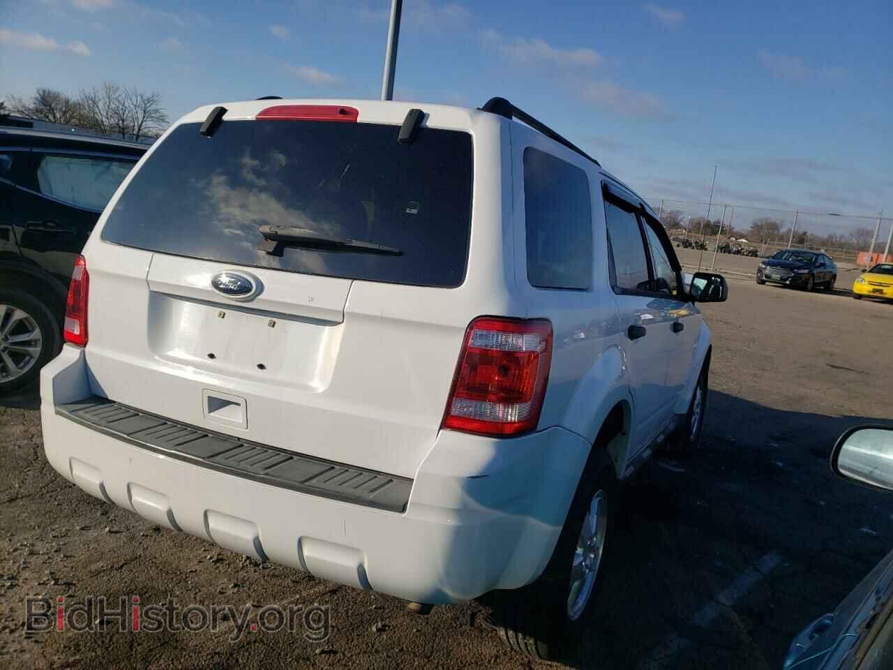 2011 FORD ESCAPE - VIN: 1FMCU0DG8BKA57560 - Фото 4