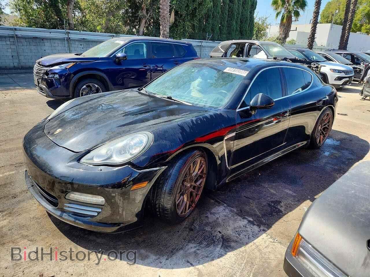 Photo WP0AB2A7XBL060973 - PORSCHE PANAMERA 2011