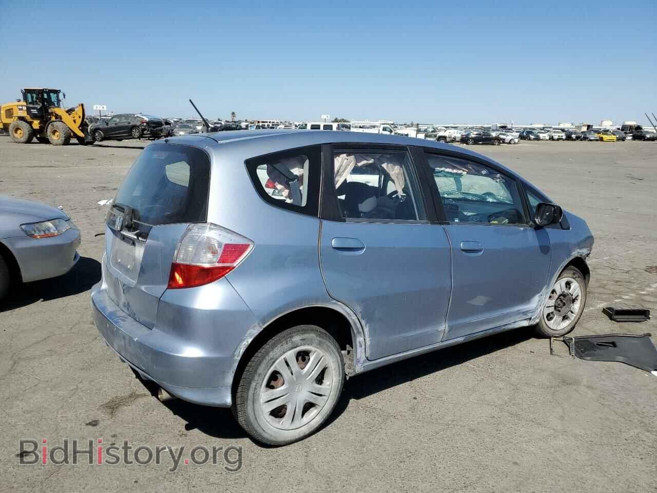 2011 HONDA FIT - VIN: JHMGE8H32BC018268 - Фото 3