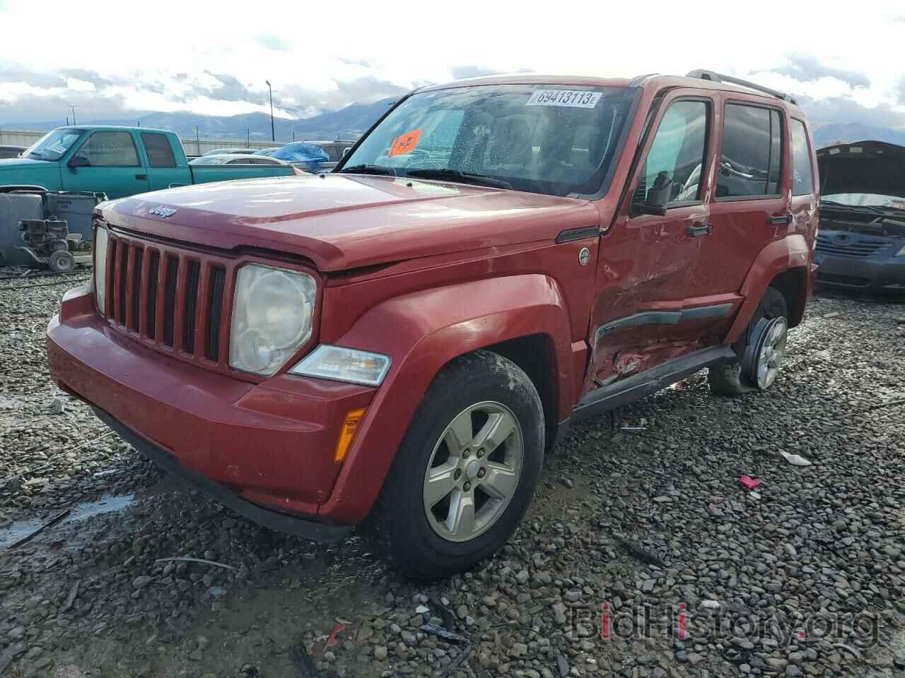 Photo 1J8GN28K59W546555 - JEEP LIBERTY 2009