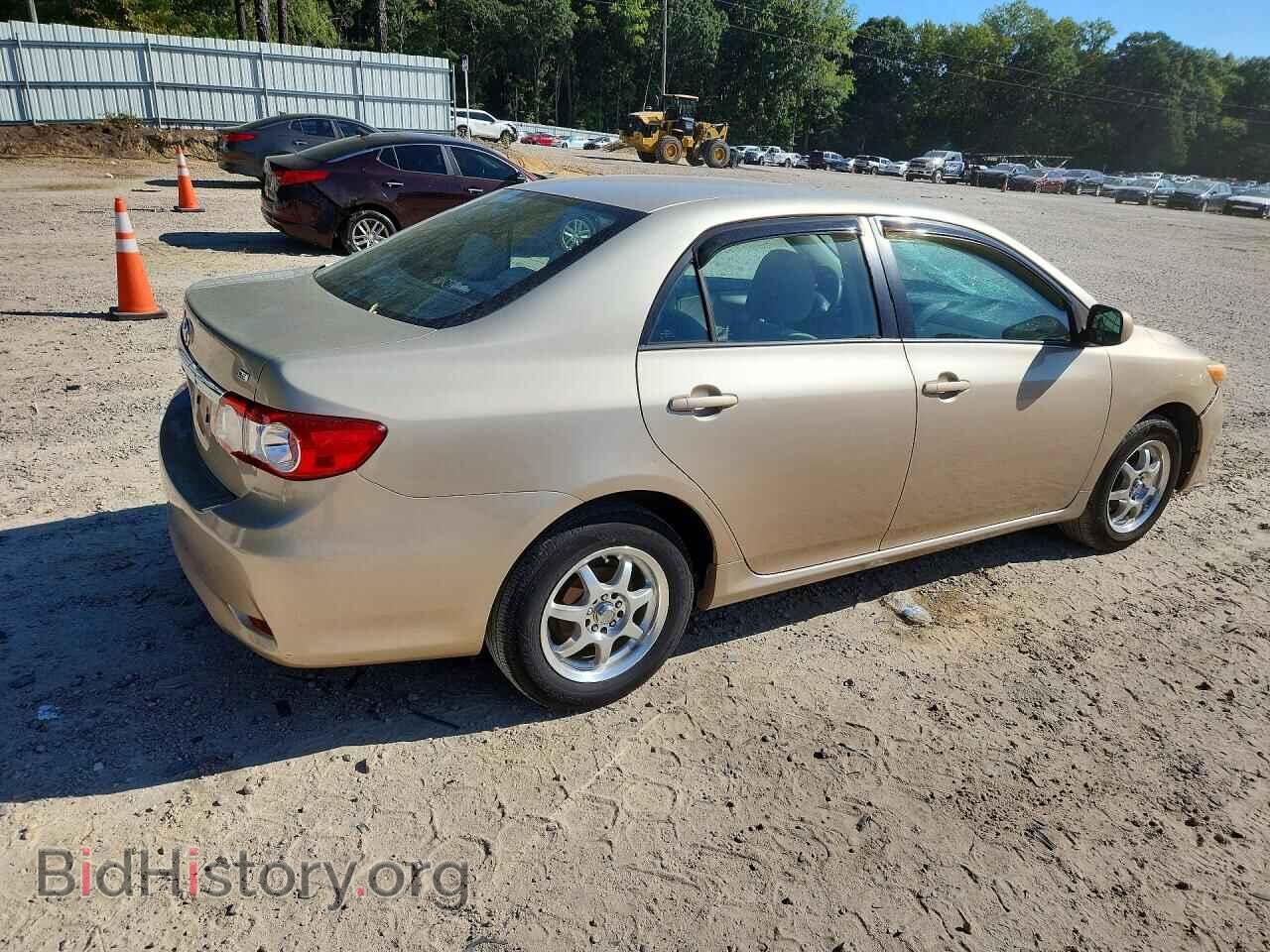 2011 TOYOTA COROLLA - VIN: 2T1BU4EE8BC642256 - Фото 3