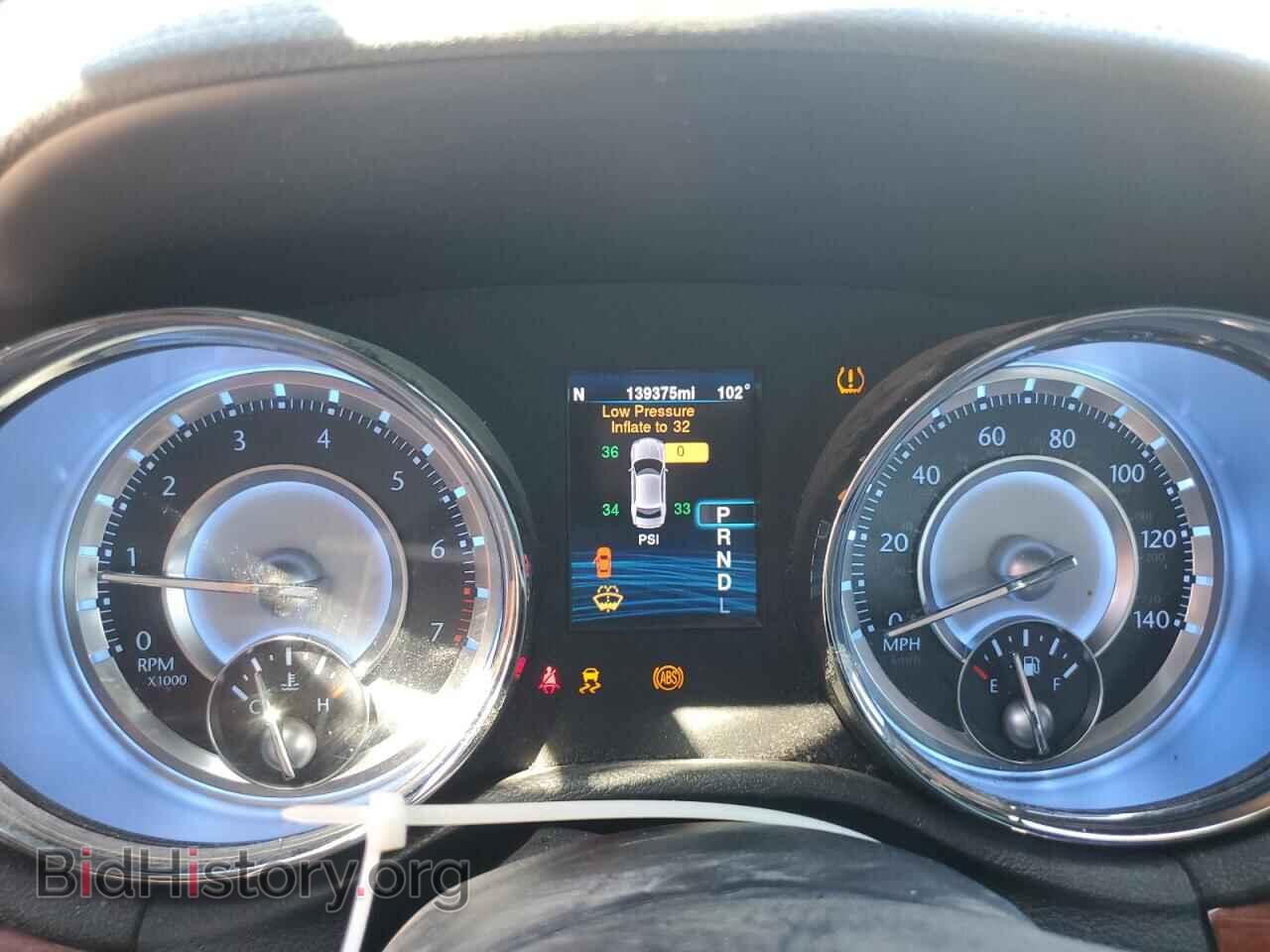 2014 CHRYSLER 300 - VIN: 2C3CCAAG4EH380408 - Фото 9