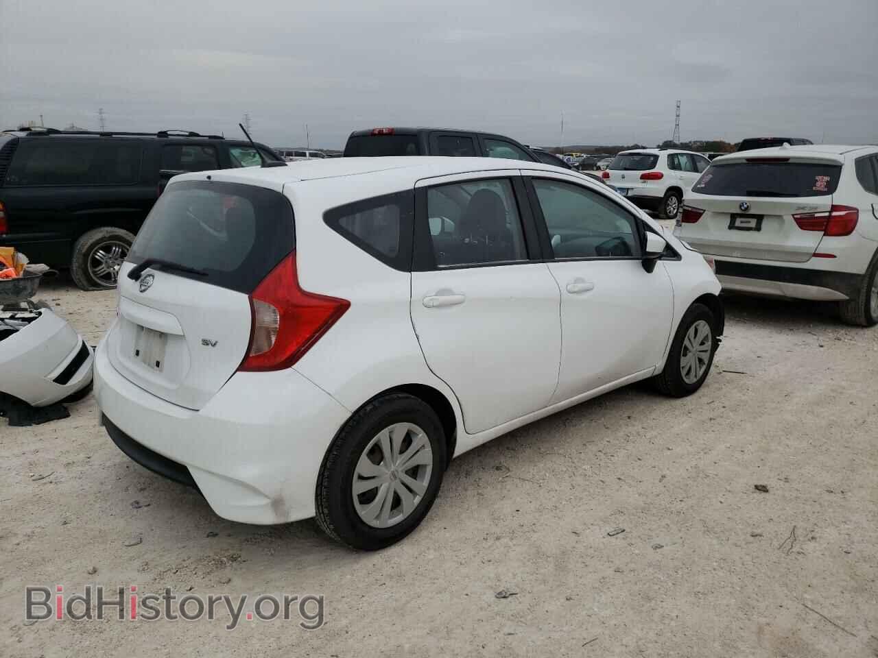 2018 NISSAN VERSA - VIN: 3N1CE2CP8JL360045 - Фото 3