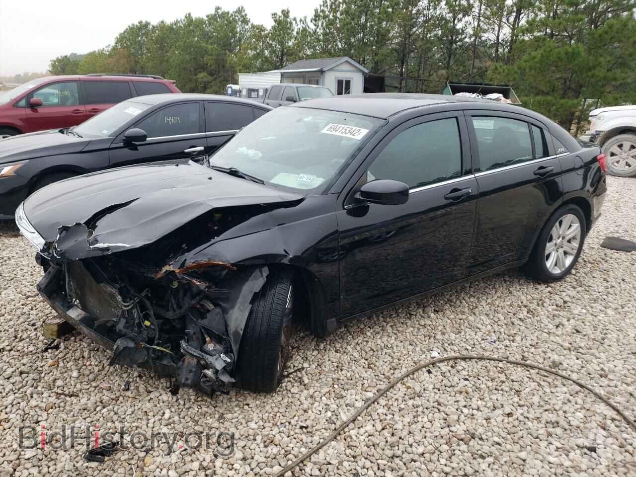 Фотография 1C3CCBAB4DN670096 - CHRYSLER 200 2013