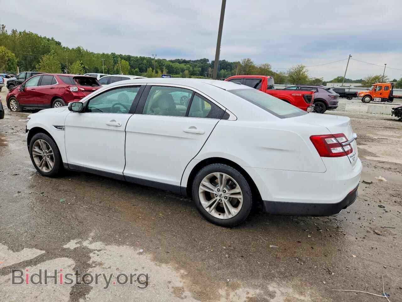 2019 FORD TAURUS - VIN: 1FAHP2E85KG109062 - Photo 2