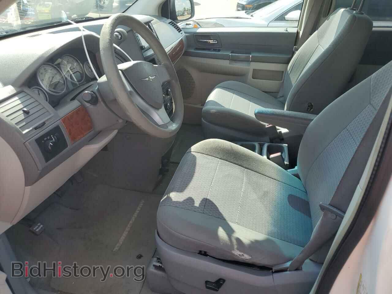 2008 CHRYSLER MINIVAN - VIN: 2A8HR44H28R652631 - Фото 7