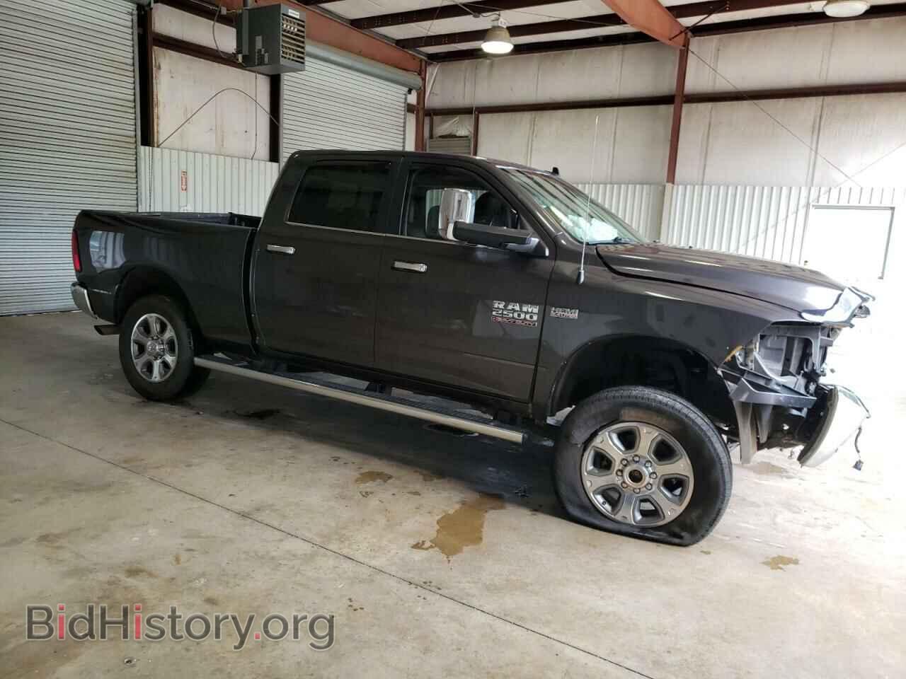 2018 RAM All Models - VIN: 3C6UR5DJ1JG302358 - Photo 4