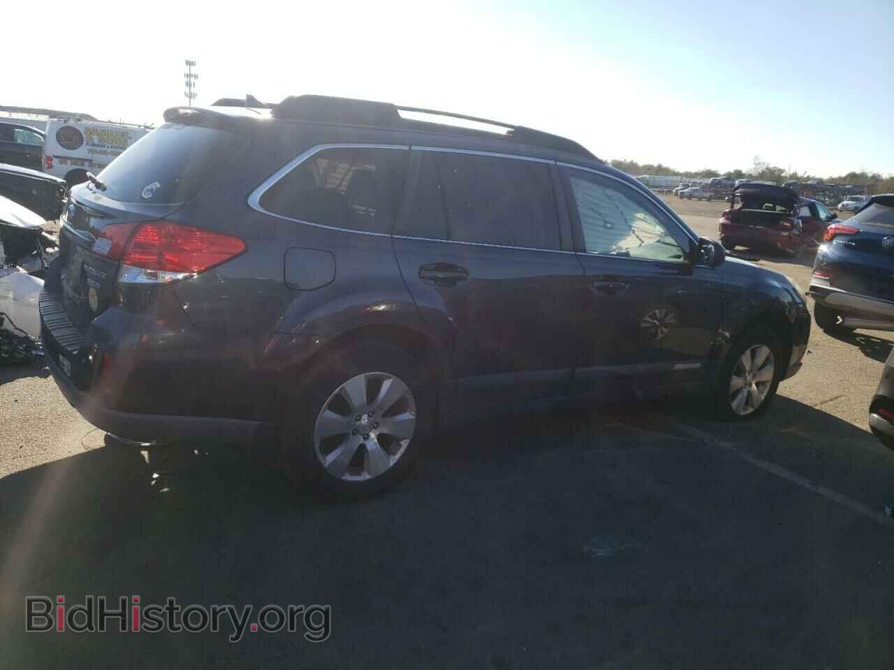 2011 SUBARU OUTBACK - VIN: 4S4BRDKCXB2382943 - Фото 3