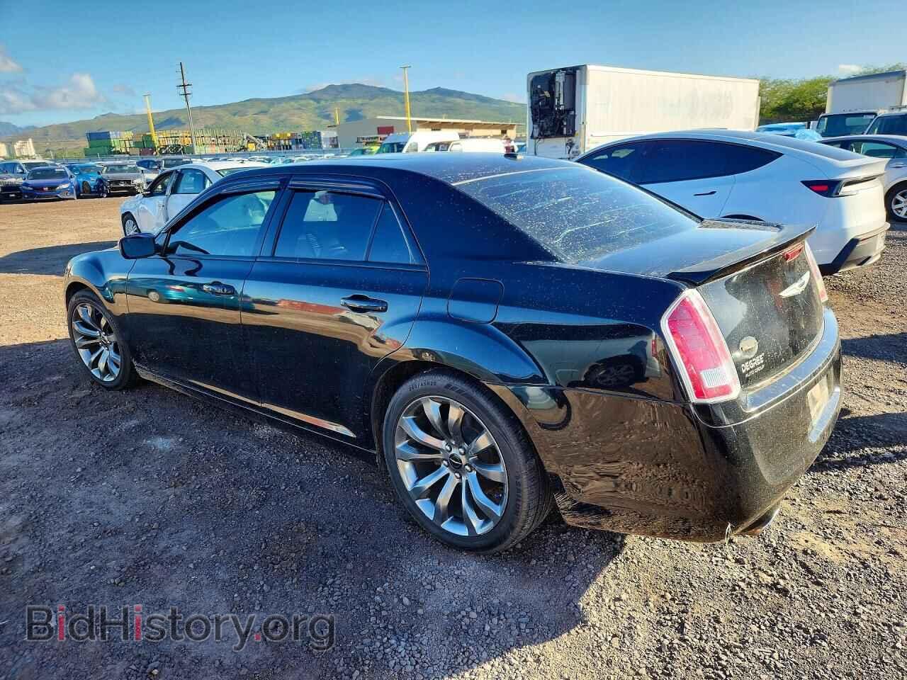 2014 CHRYSLER 300 - VIN: 2C3CCABG6EH352043 - Photo 2