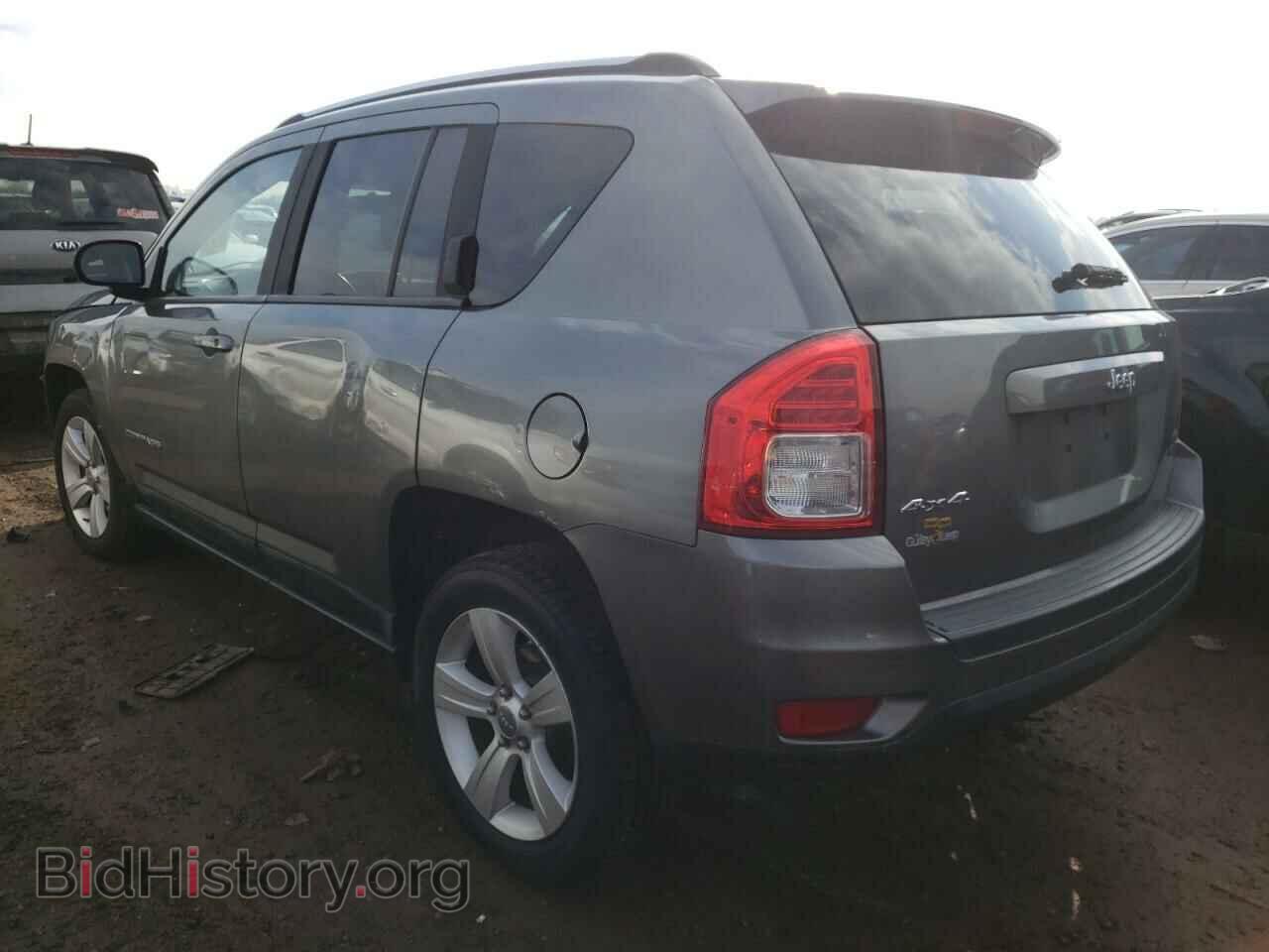 2011 JEEP COMPASS - VIN: 1J4NF1FB3BD240300 - Photo 2