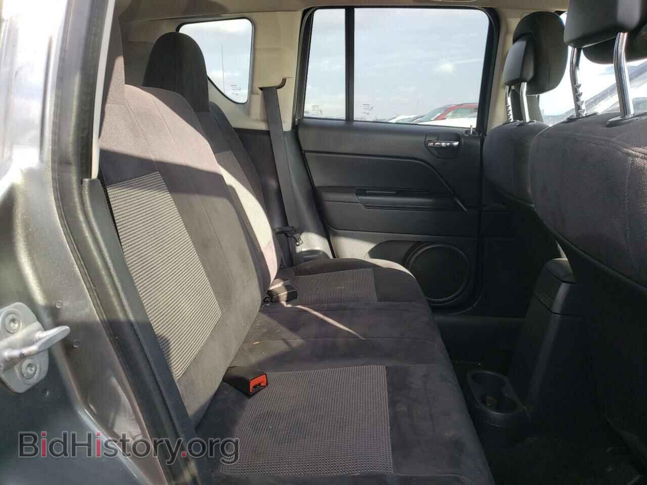 2011 JEEP COMPASS - VIN: 1J4NF1FB3BD240300 - Photo 11