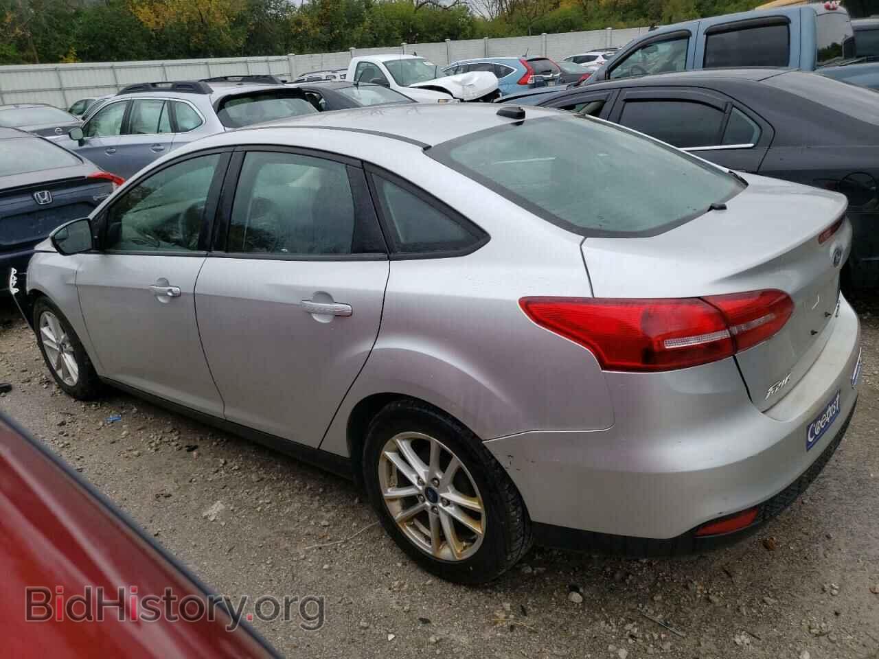 2016 FORD FOCUS - VIN: 1FADP3F2XGL403098 - Фото 2
