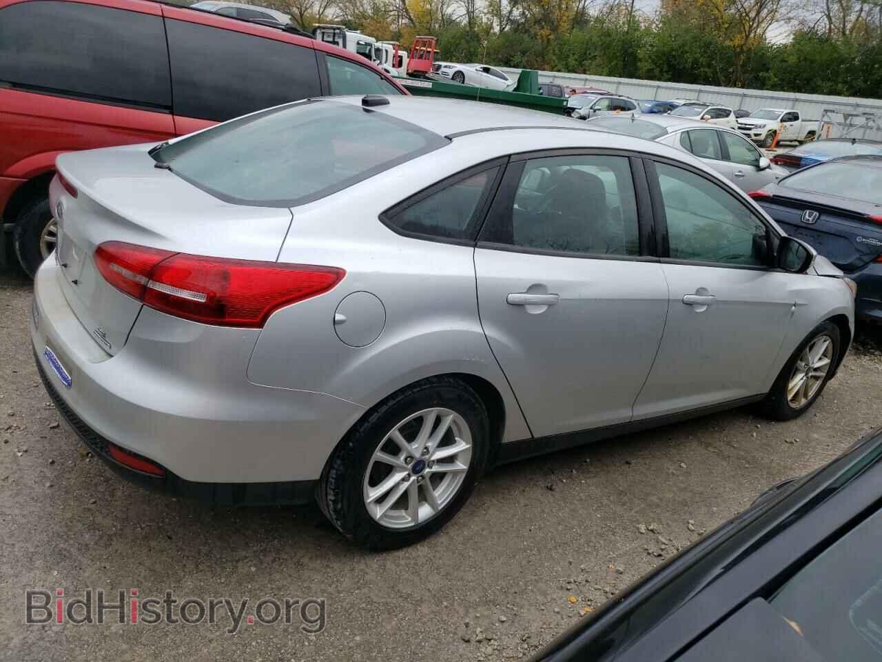 2016 FORD FOCUS - VIN: 1FADP3F2XGL403098 - Фото 3