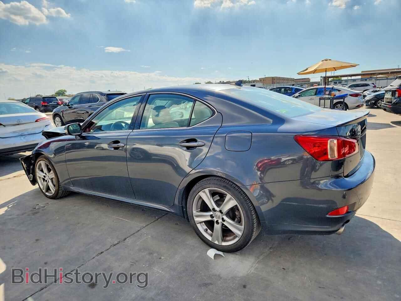 2011 LEXUS IS - VIN: JTHBE5C21B5027359 - Фото 2