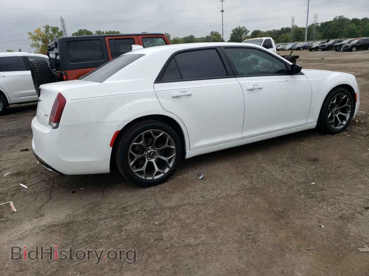 2017 CHRYSLER 300 - VIN: 2C3CCAAG1HH628196 - Фото 3