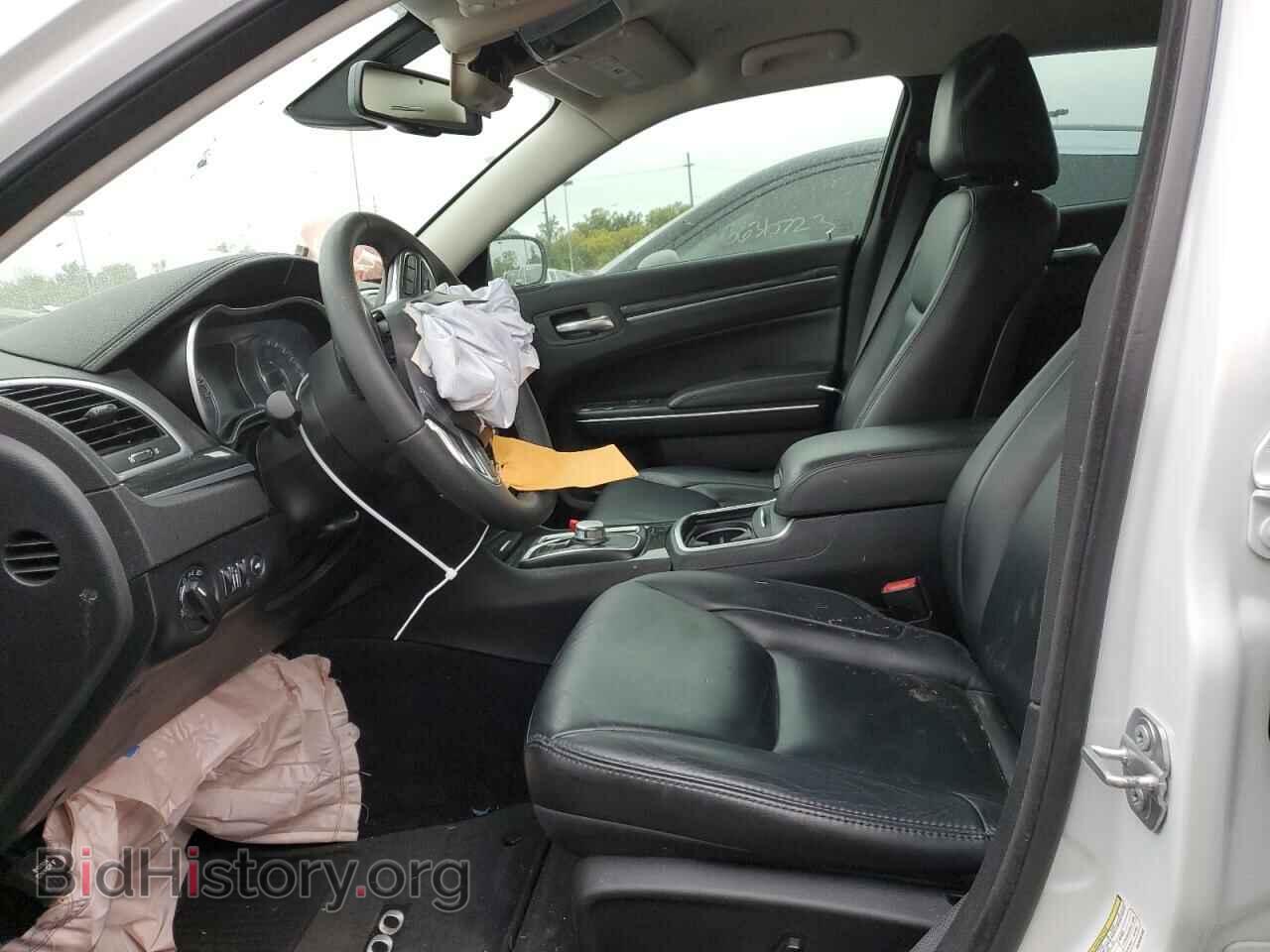 2017 CHRYSLER 300 - VIN: 2C3CCAAG1HH628196 - Фото 7