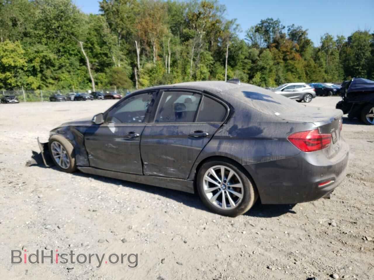2016 BMW 3 SERIES - VIN: WBA8E5G55GNU20611 - Фото 2