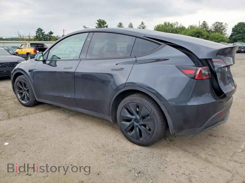 2024 Tesla MODEL Y (VIN 7SAYGDEE5RF193807) — photo 2 of 13