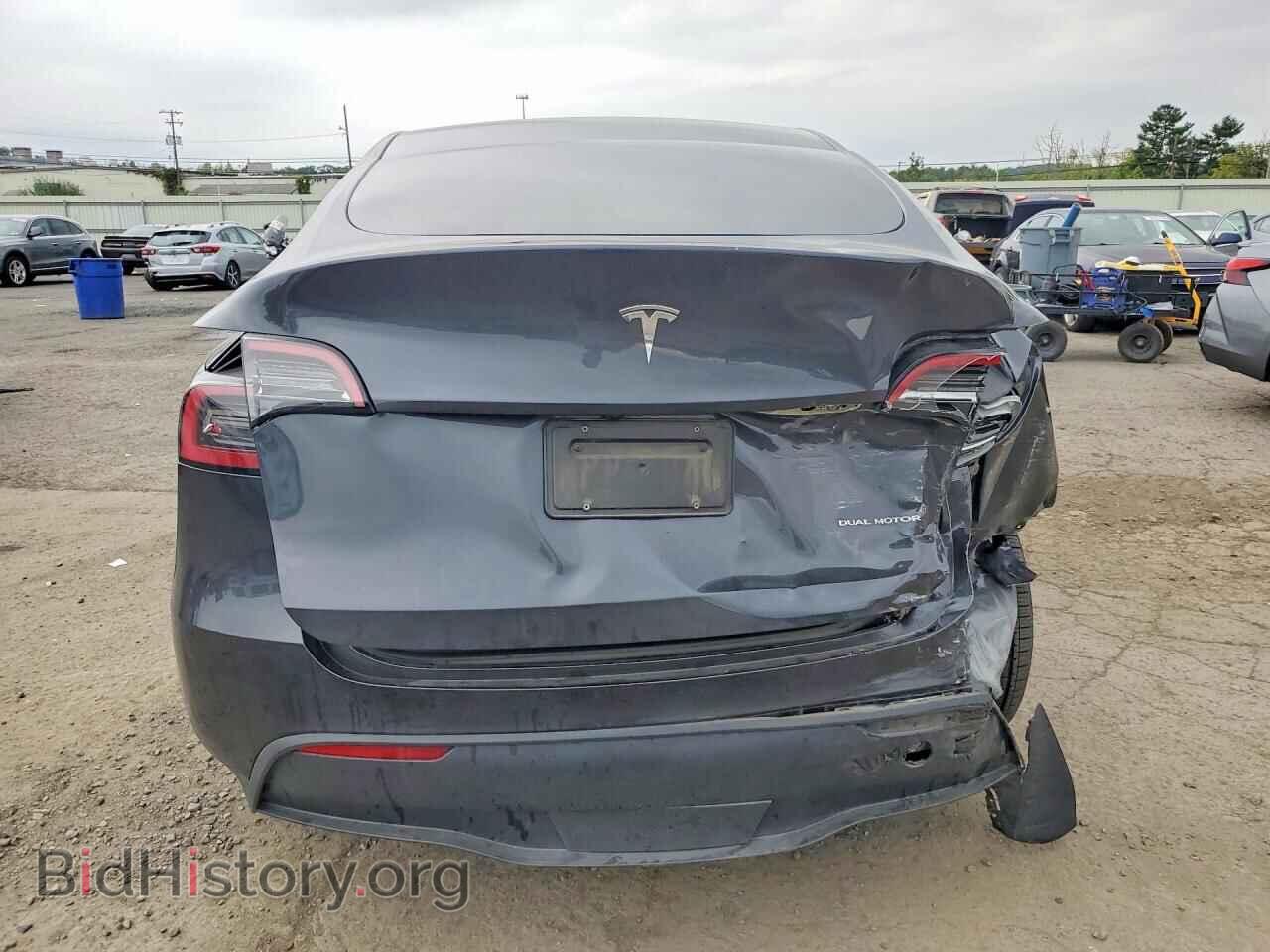 2024 Tesla MODEL Y (VIN 7SAYGDEE5RF193807) — photo 6 of 13
