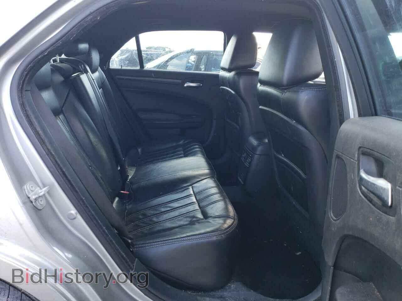 2016 CHRYSLER 300 - VIN: 2C3CCABG2GH260754 - Photo 10