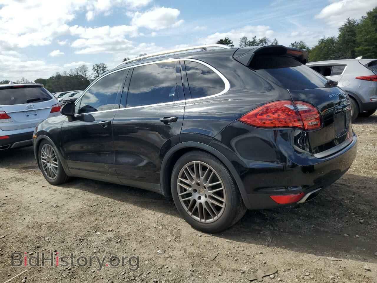 2011 PORSCHE CAYENNE - VIN: WP1AB2A27BLA55751 - Фото 2