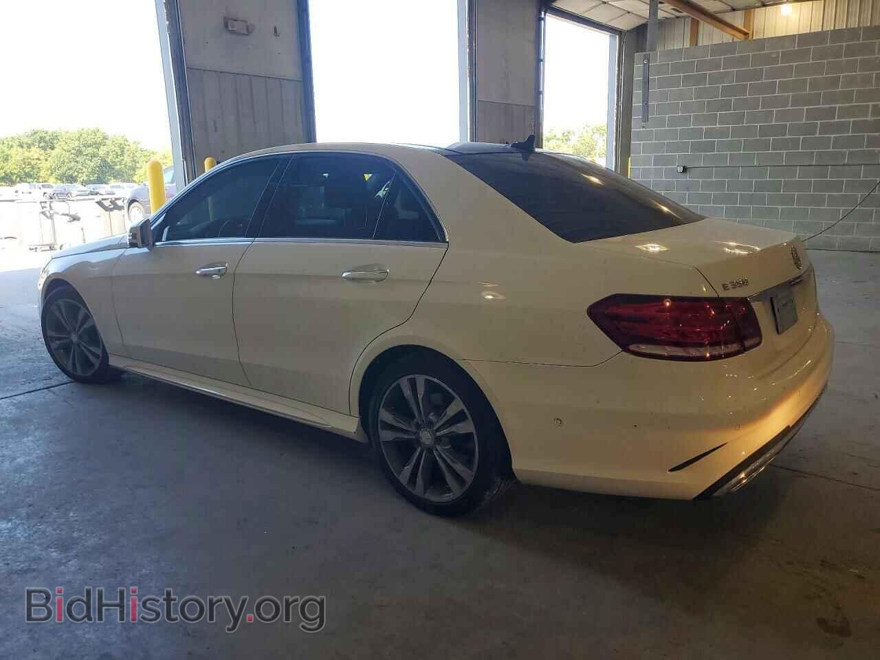 2016 MERCEDES-BENZ E-CLASS - VIN: WDDHF5KB8GB172410 - Фото 2