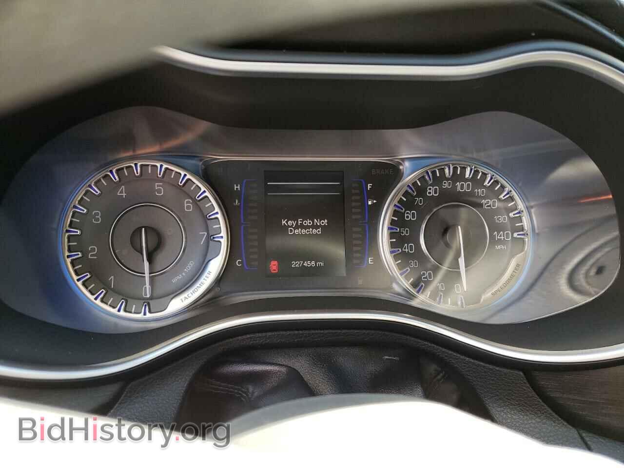 2015 CHRYSLER 200 - VIN: 1C3CCCAB3FN672642 - Фото 9
